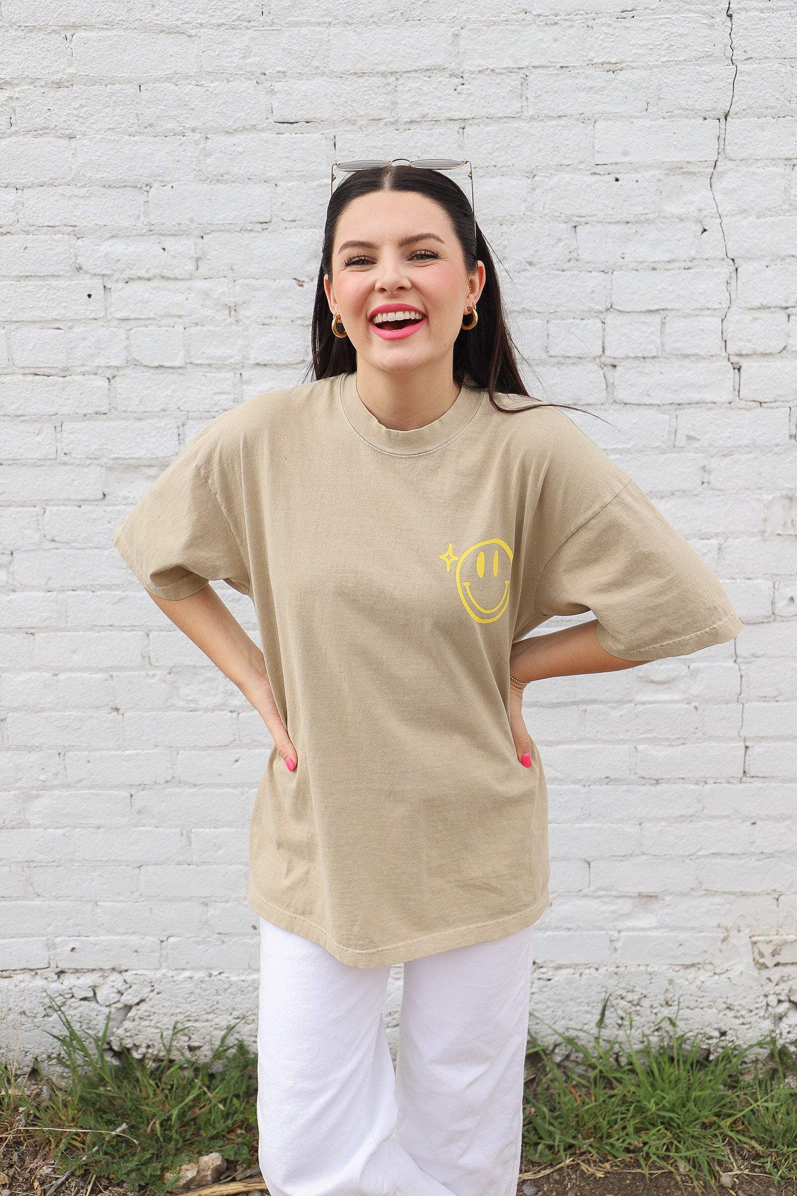 25 Perfect Oversized Tshirt Outfits You'll Adore - Society19